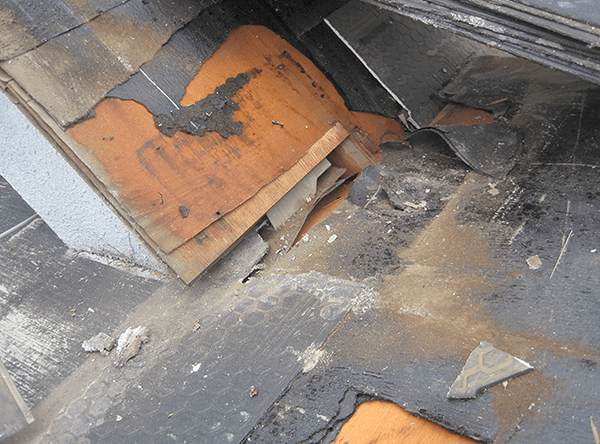 瓦屋根の修理・交換にはご加入中の火災保険が使えます！
